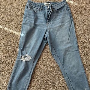 Ava & Viv Distressed Jeans
